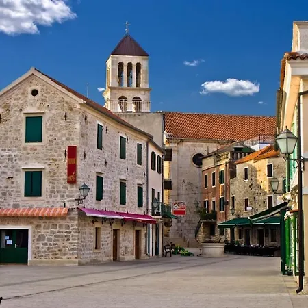 Plava Plaza * Vodice