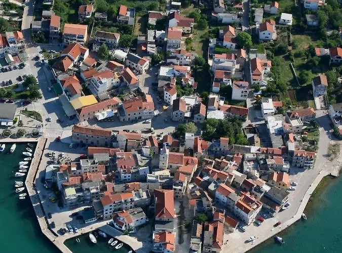 Plava Plaza Apartamento *